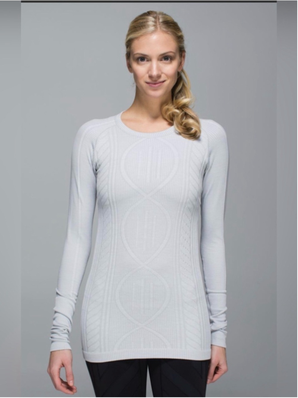 Lululemon Rest Less Pullover Heathered Silver Spoon W3H11S